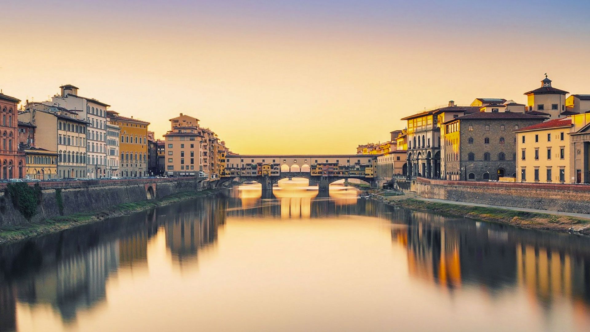 Turista denunciato a Firenze per aver fatto volare un drone in piazza